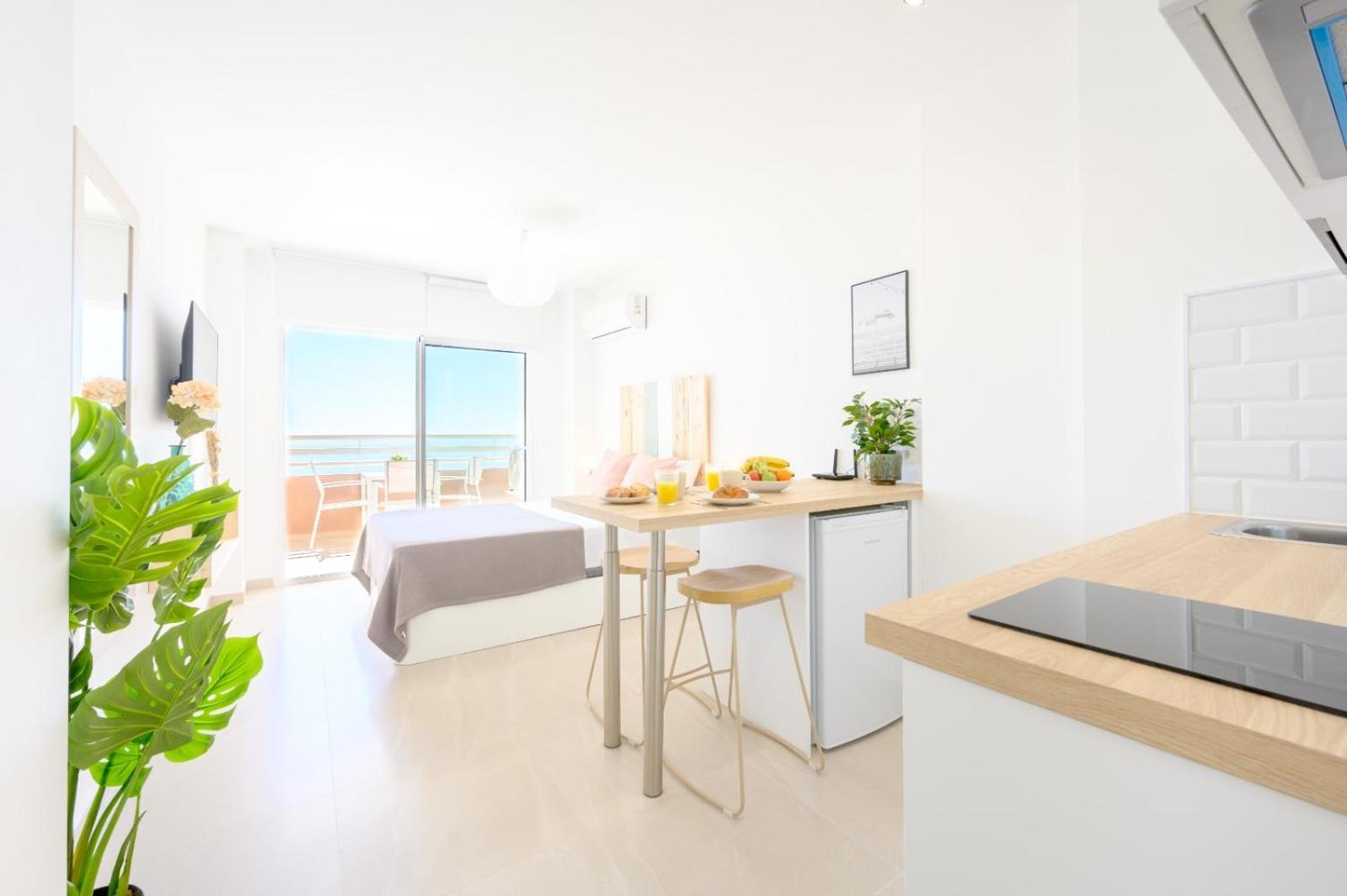 Stella Maris - Amazing Frontal Sea Views With Pool & Terrace By 10Tosea Daire Fuengirola Dış mekan fotoğraf