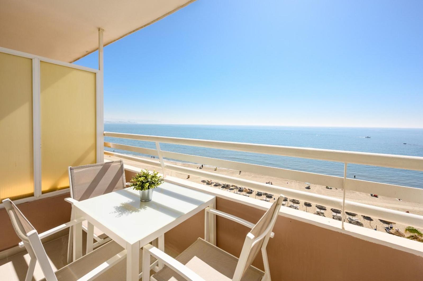 Stella Maris - Amazing Frontal Sea Views With Pool & Terrace By 10Tosea Daire Fuengirola Dış mekan fotoğraf
